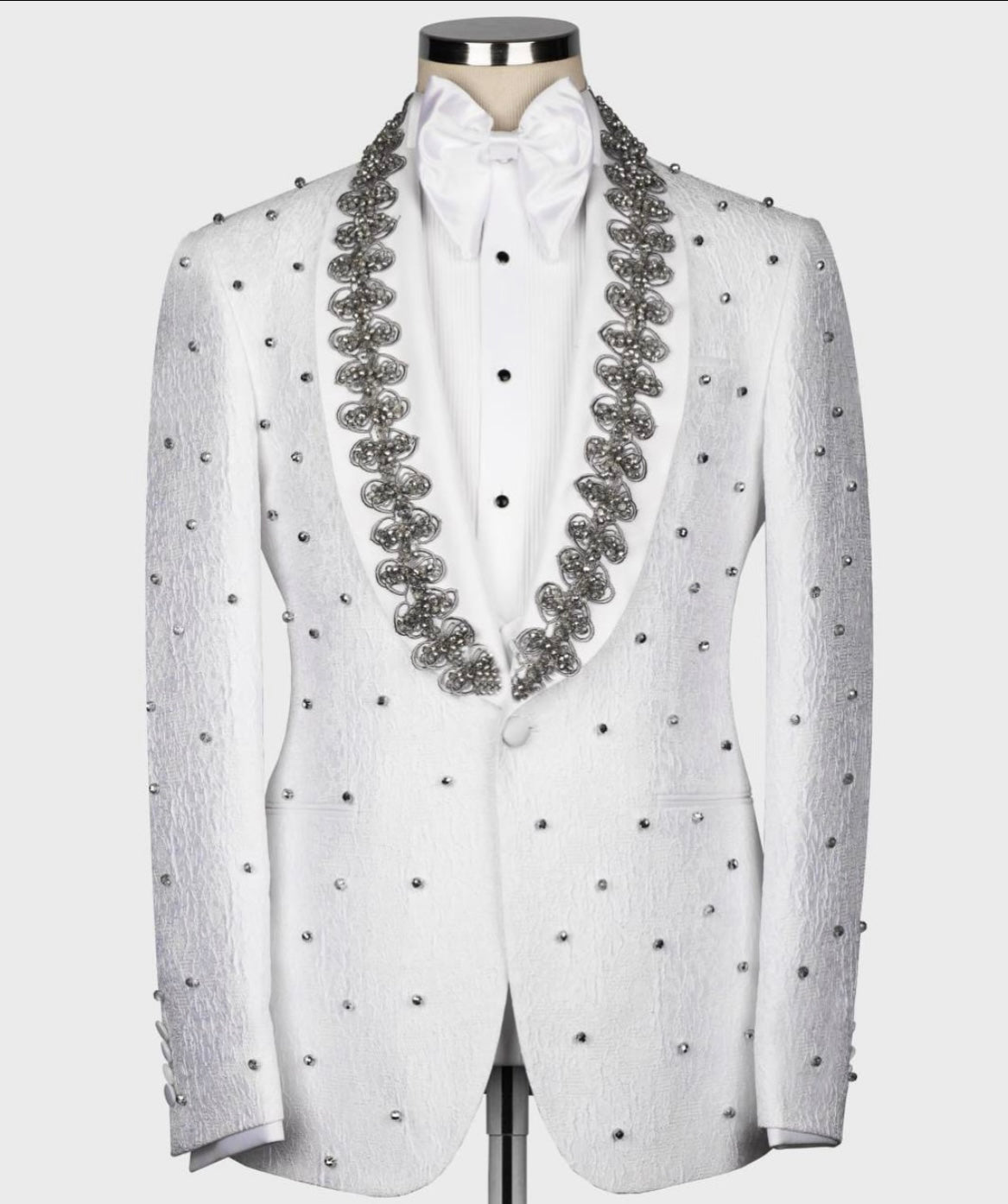 GRAY PEARL EMBELLISHED WHITE SHAWL LAPEL TUXEDO